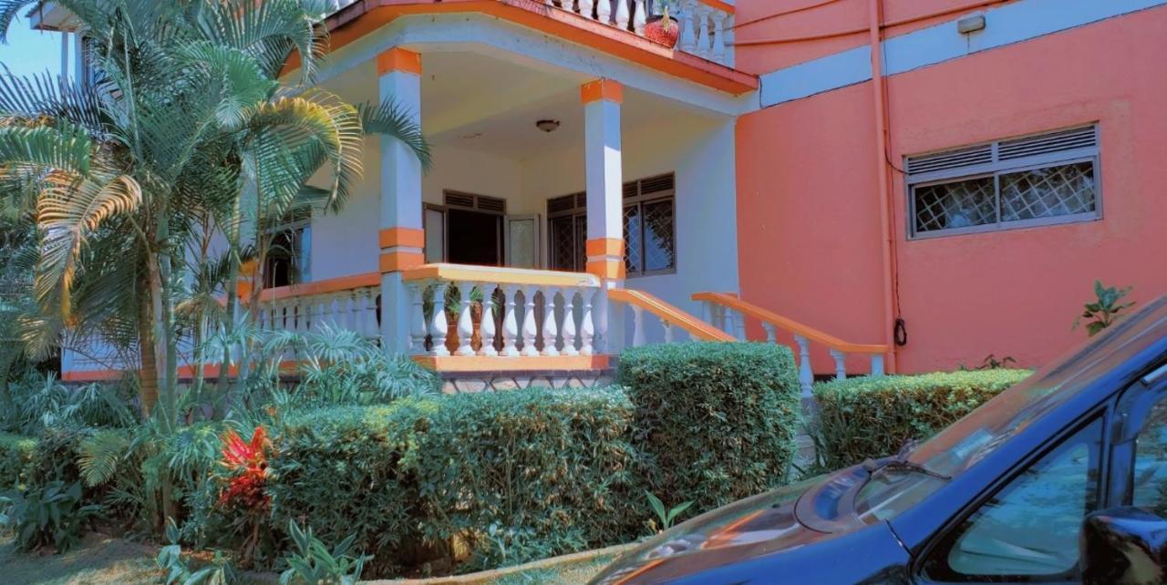 La Feve Beach Bed And Breakfast Entebbe Exterior photo